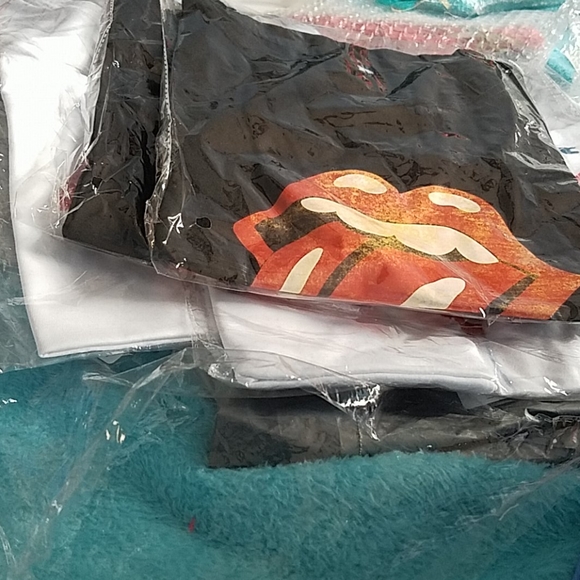 Rolling Stones Tee - Picture 2 of 2